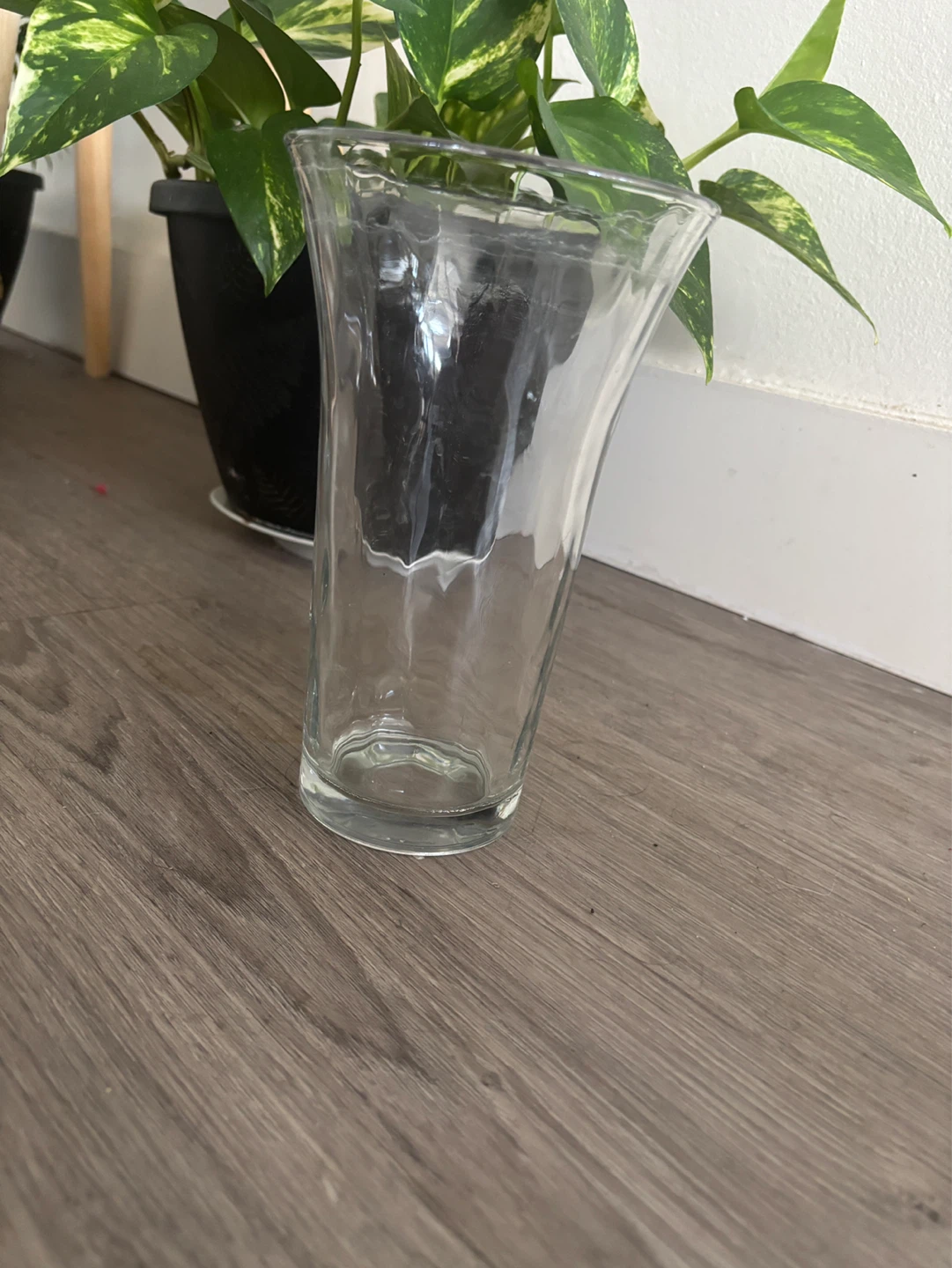 Clear Glass Vase - photo 2