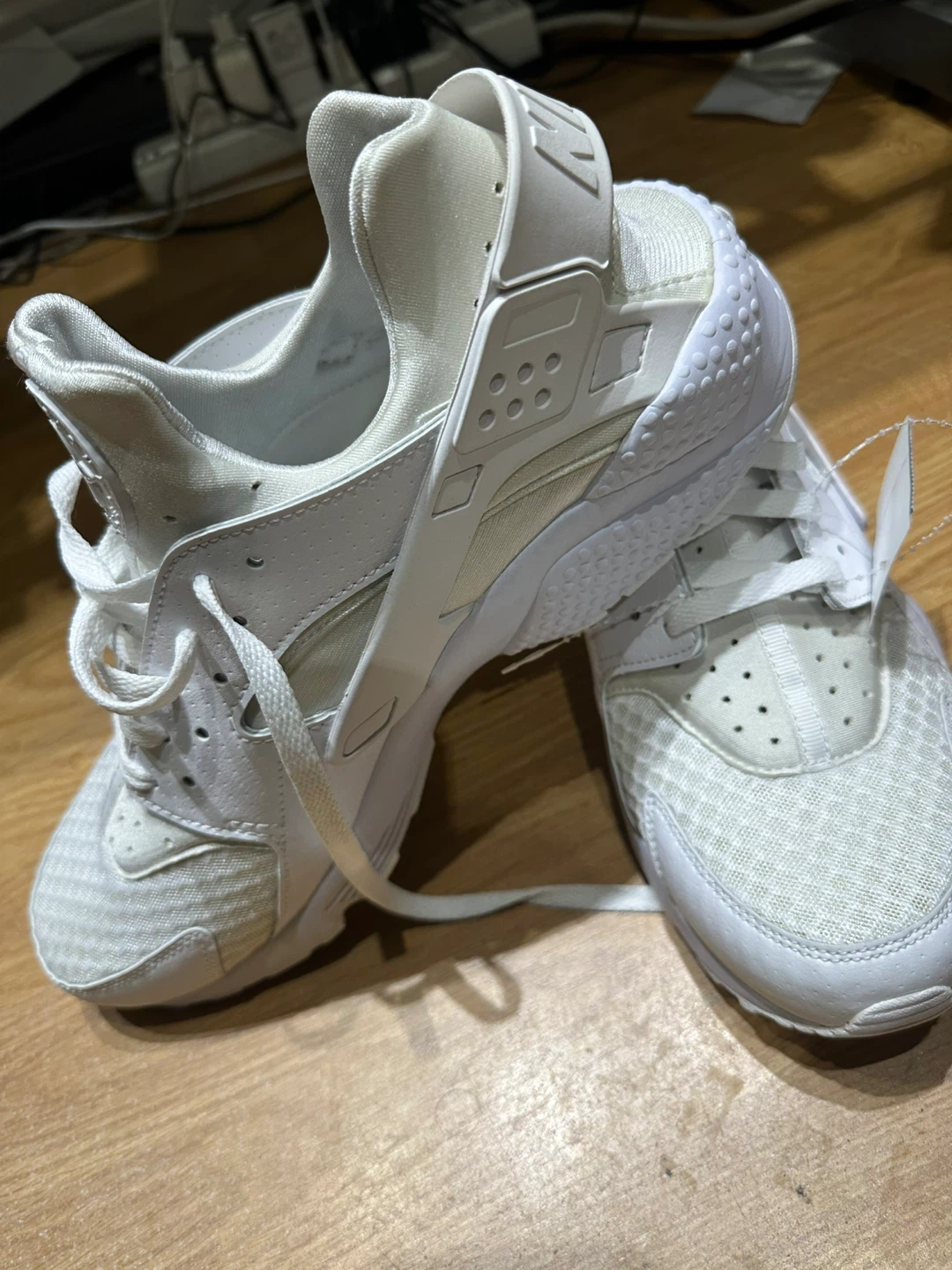 Nike Air Huarache White Sneakers - photo 2
