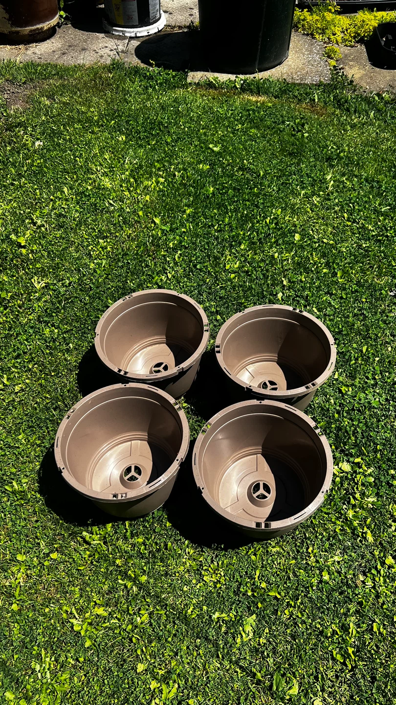 Set of 4 Brown Plastic Planters