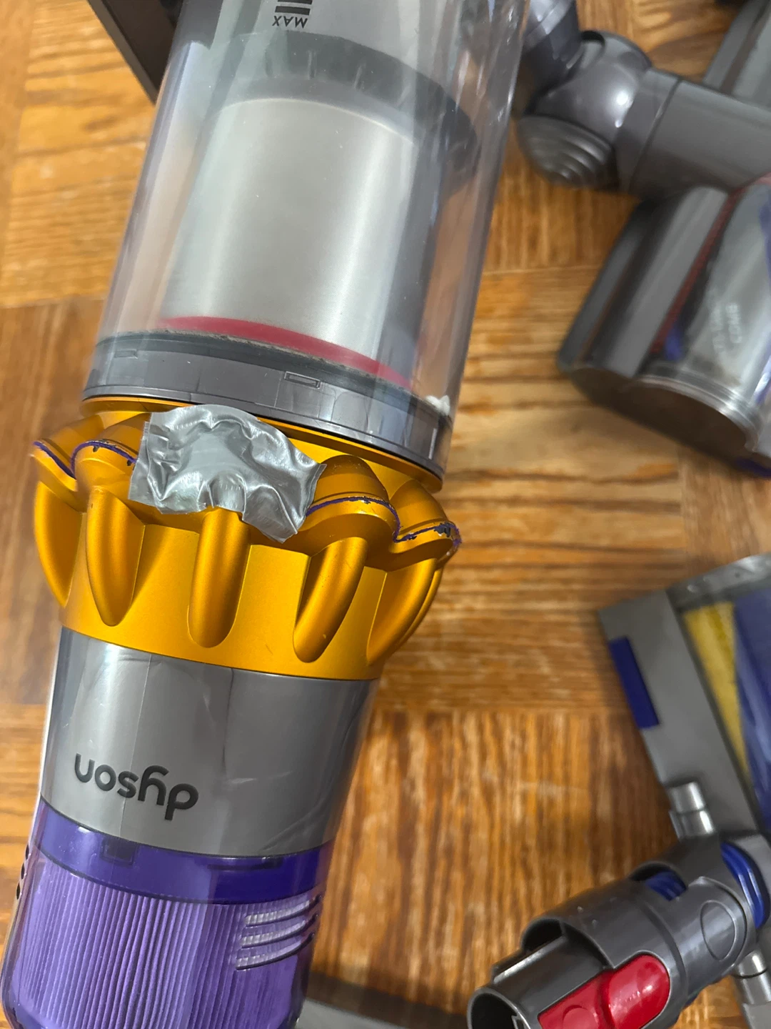Dyson Cordless Vacuum Cleaner - photo 2