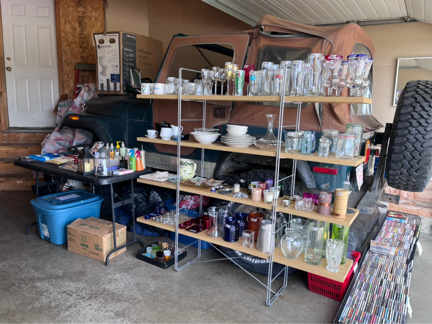 GARAGE SALE - photo 5