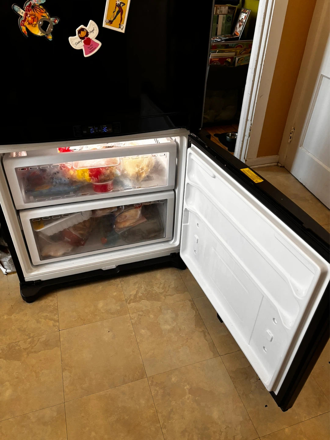 Fridge - photo 3