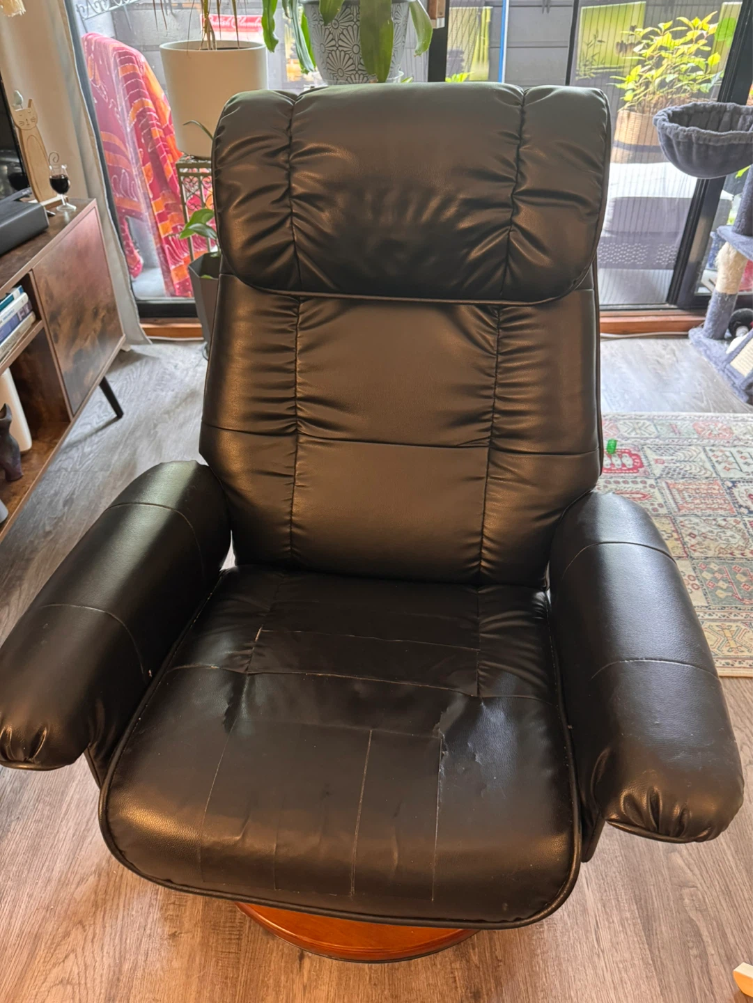 Black Faux Leather Recliner Arm Chair