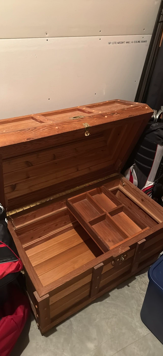 Cedar Chest Trunk with Divided Tray - photo 2
