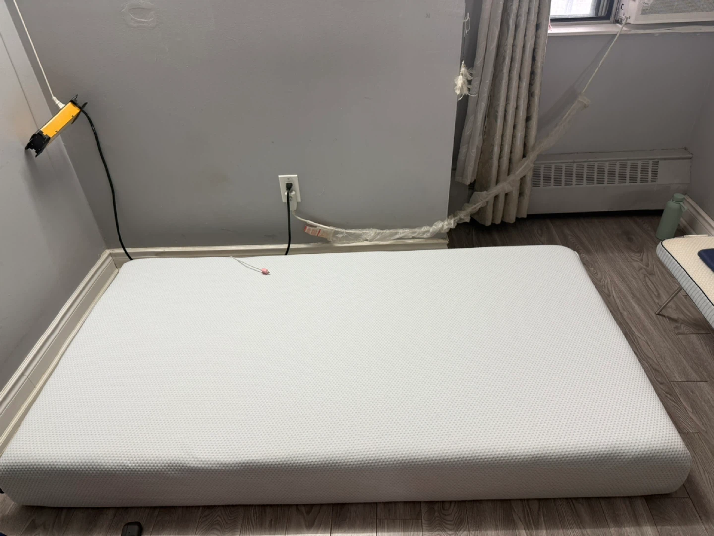 Twin mattress