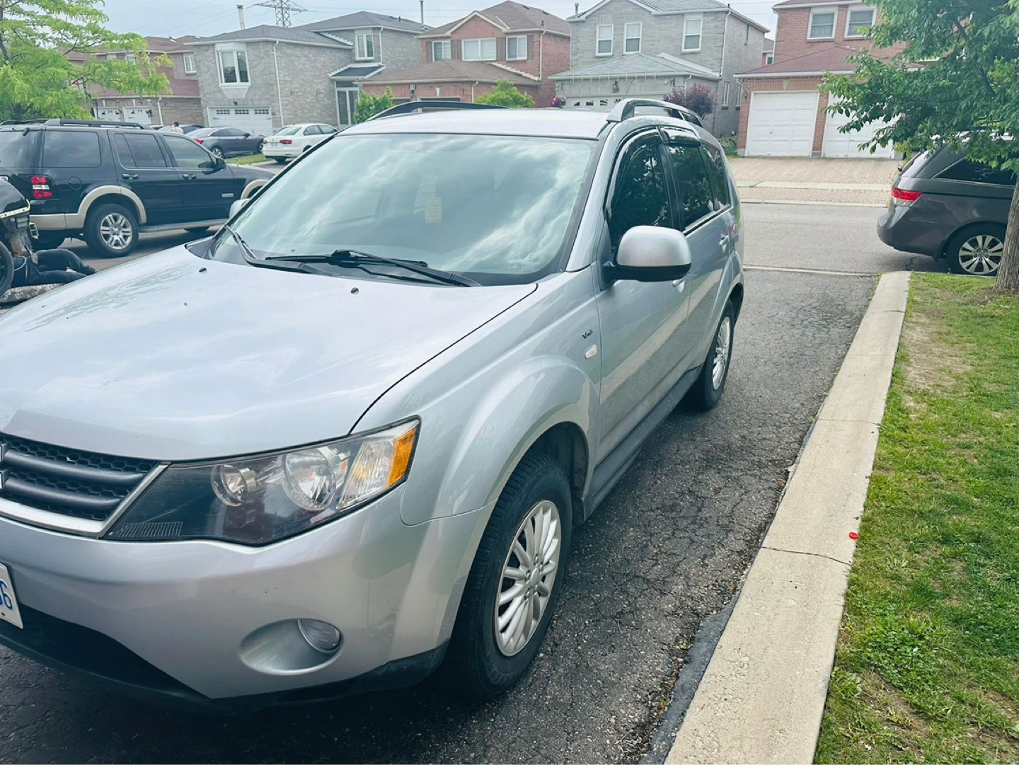2009 Mitsubishi outlander - photo 2