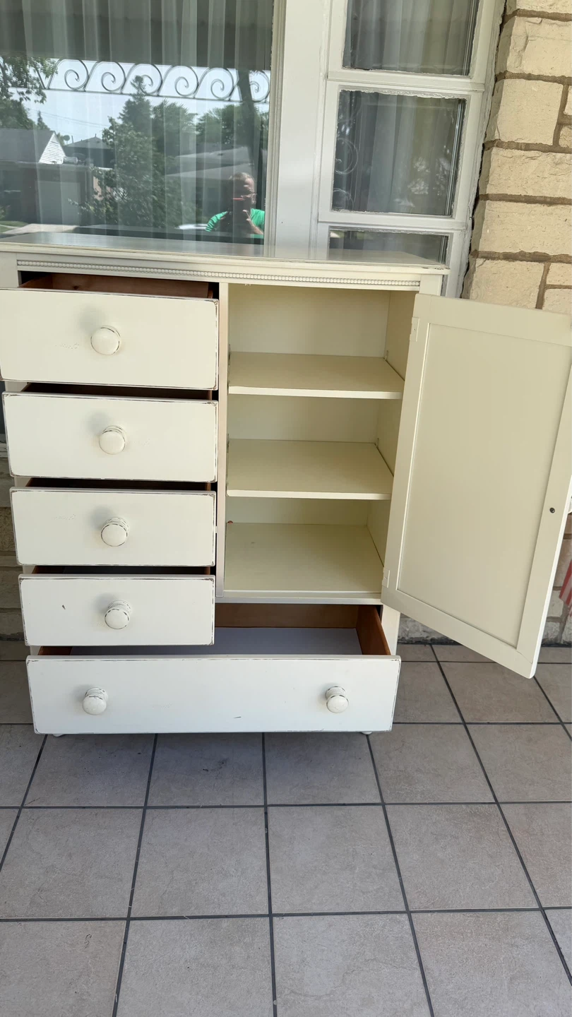 White Dresser with Cabinet - photo 4