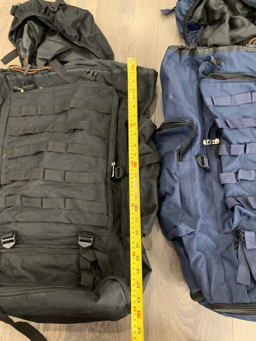 Two extra Large Backpacks , extendable size. - photo 2