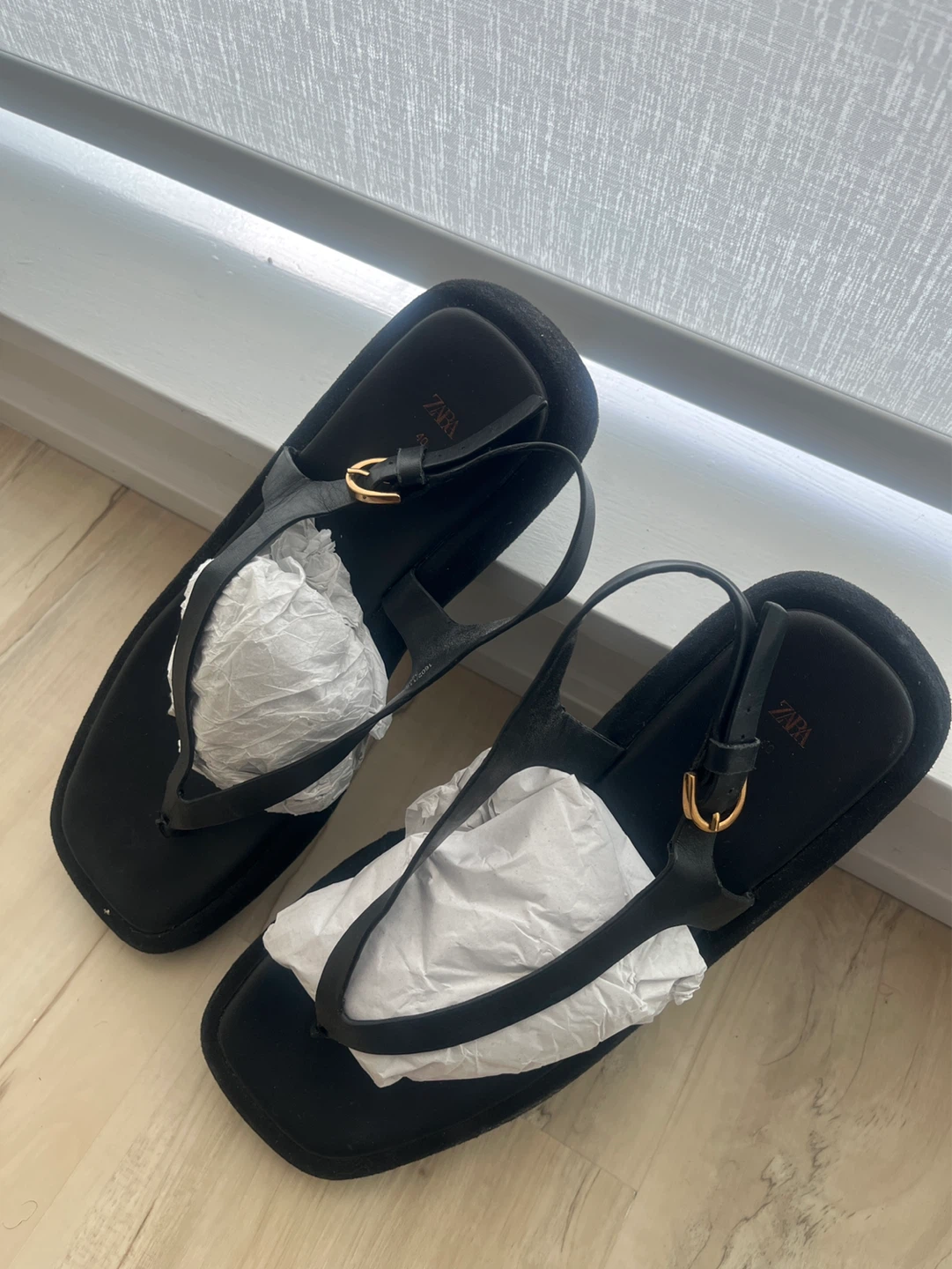Rarely worn- Black Zara Sandals Size 40 - photo 2