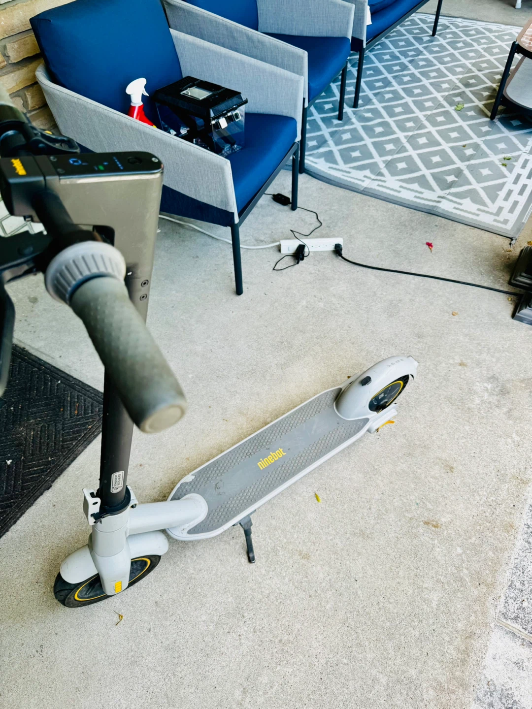 Segway Ninebot MAX G30LP Electric Scooter - photo 4