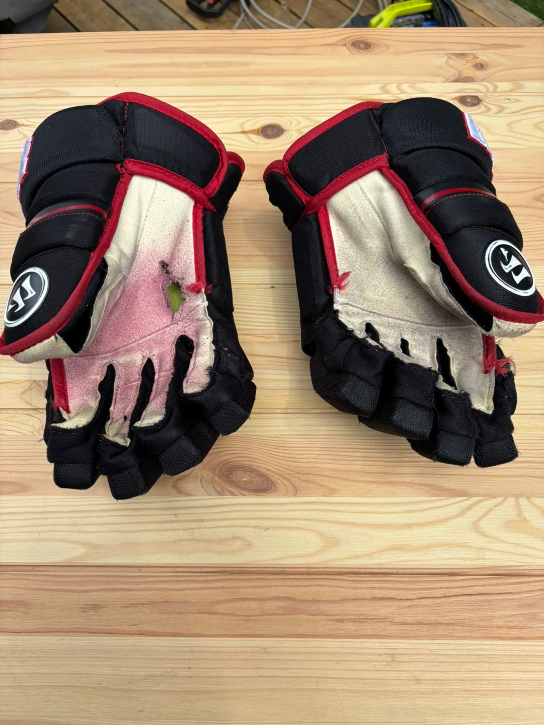 Warrior Alpha Hockey Gloves - photo 2
