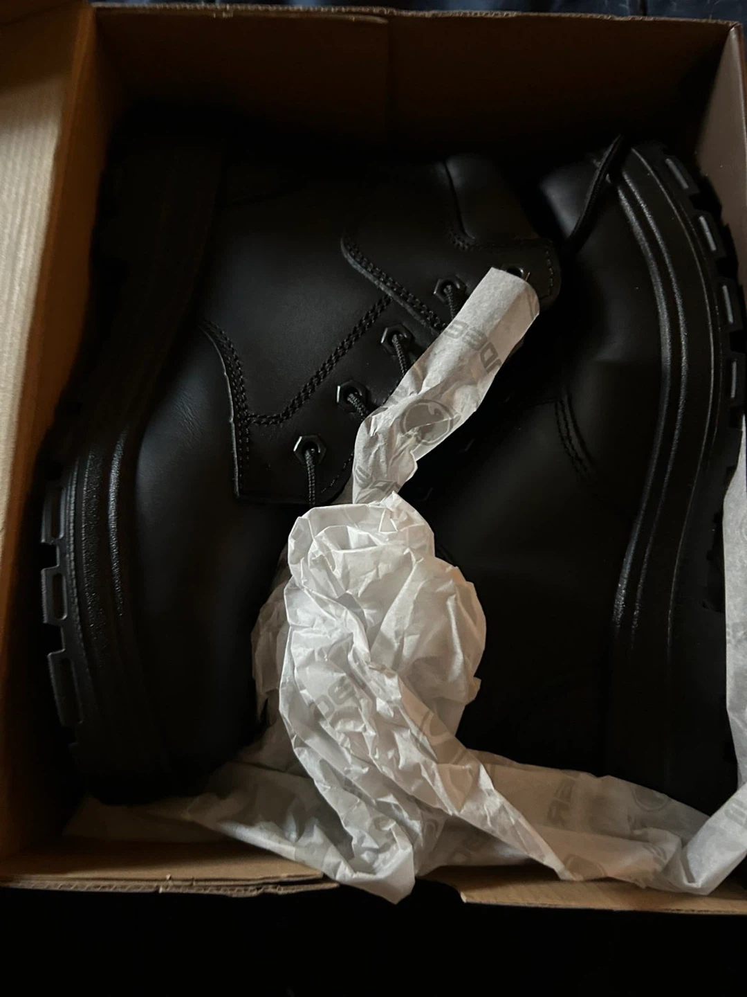 Black Work Boots Size 42 - photo 2