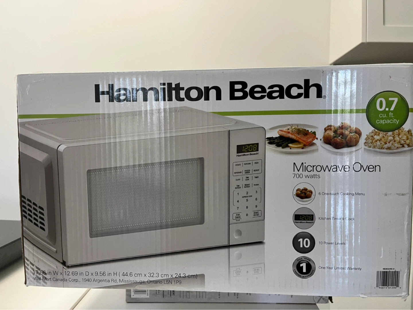 Hamilton Beach Microwave Oven - photo 3