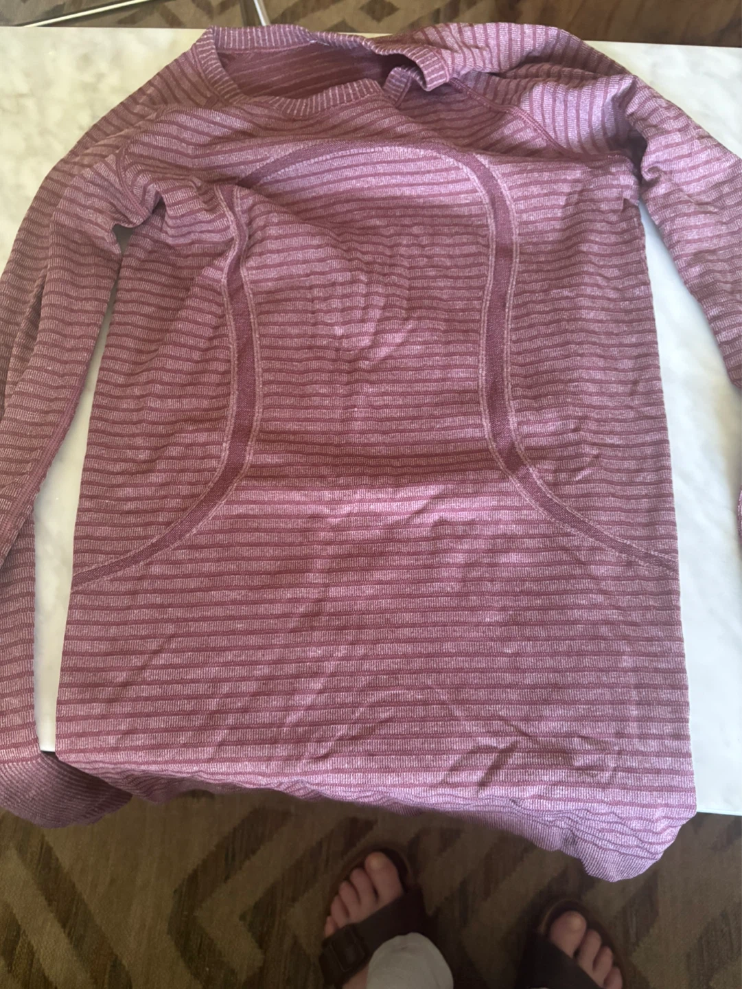 Lululemon long sleeve top size 2 - photo 2