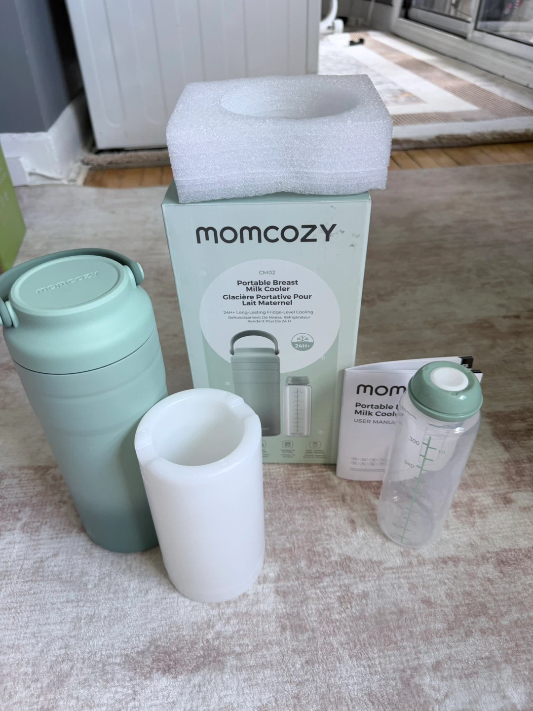 Momcozy Portable Breast Milk Cooler CM02