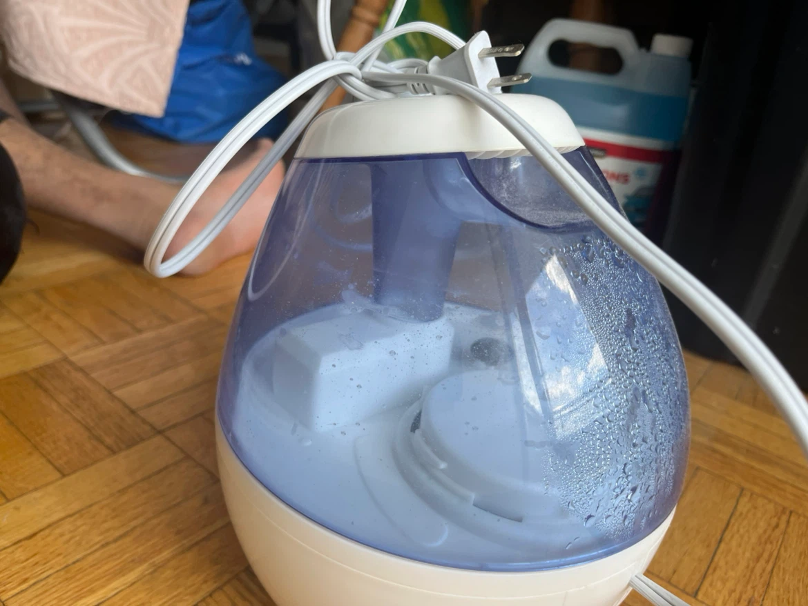 Vicks Humidifier - photo 2
