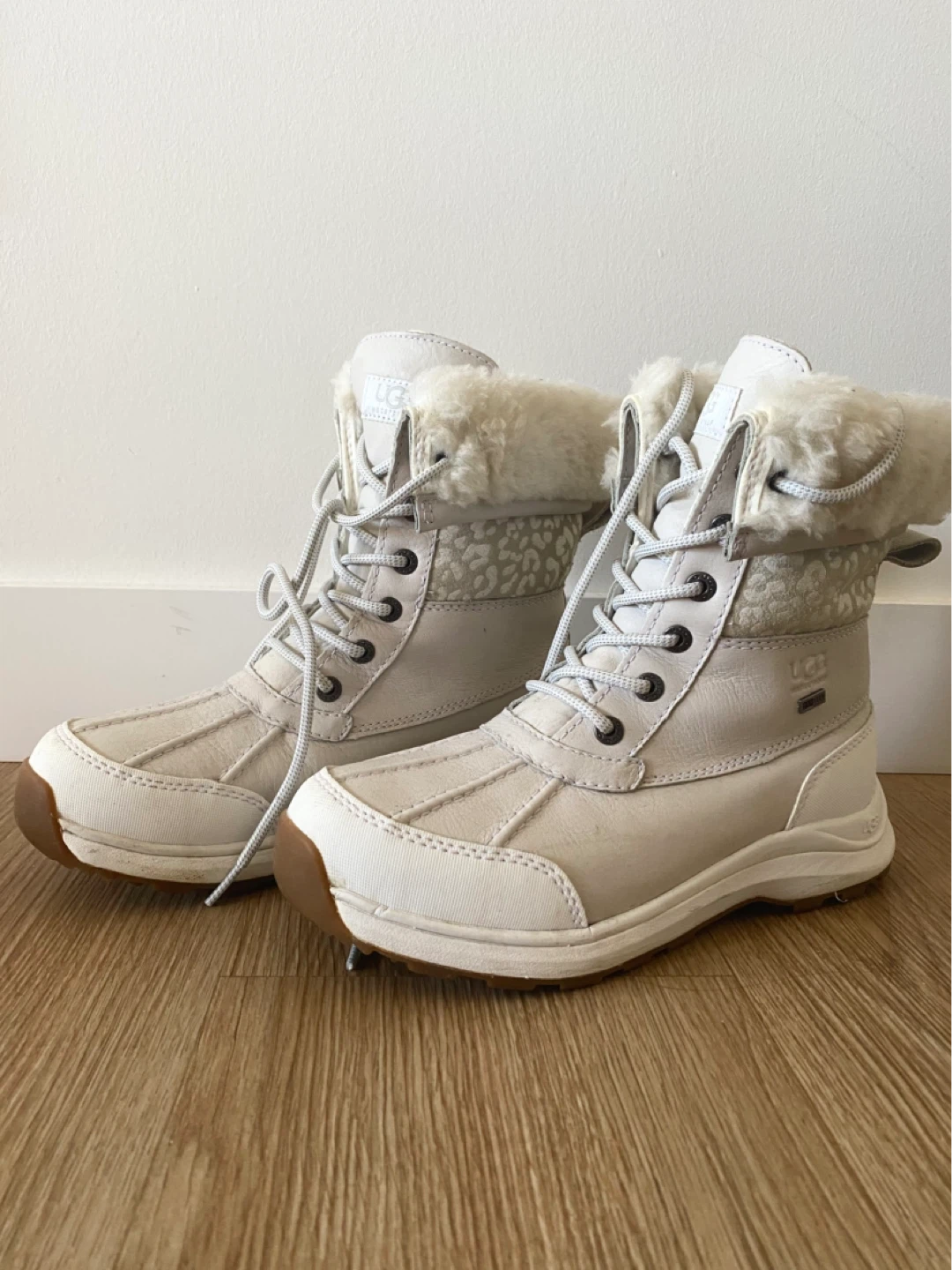 Ugg winter boots women's size 7.5