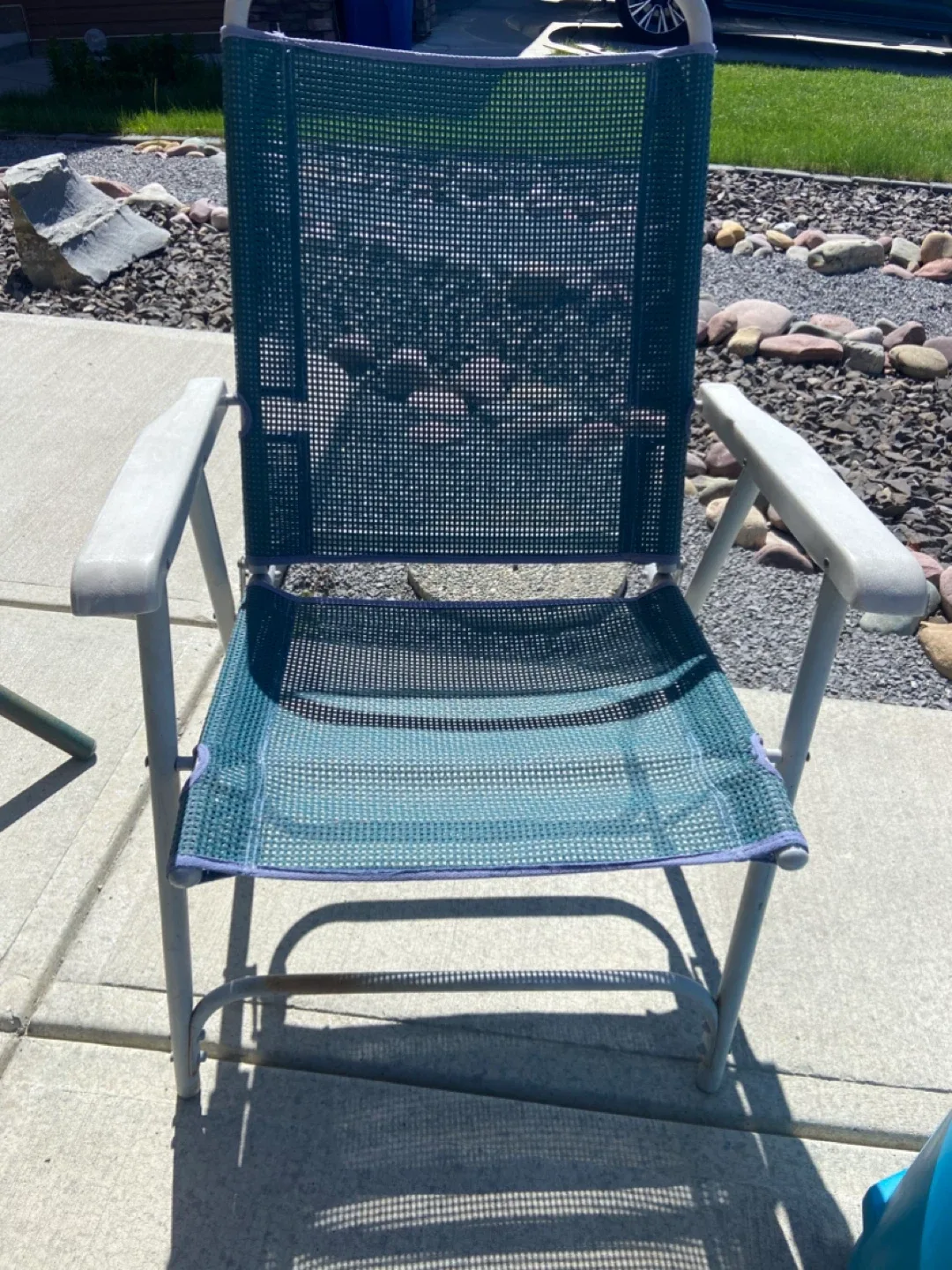 Teal Mesh Folding Lawn Chair