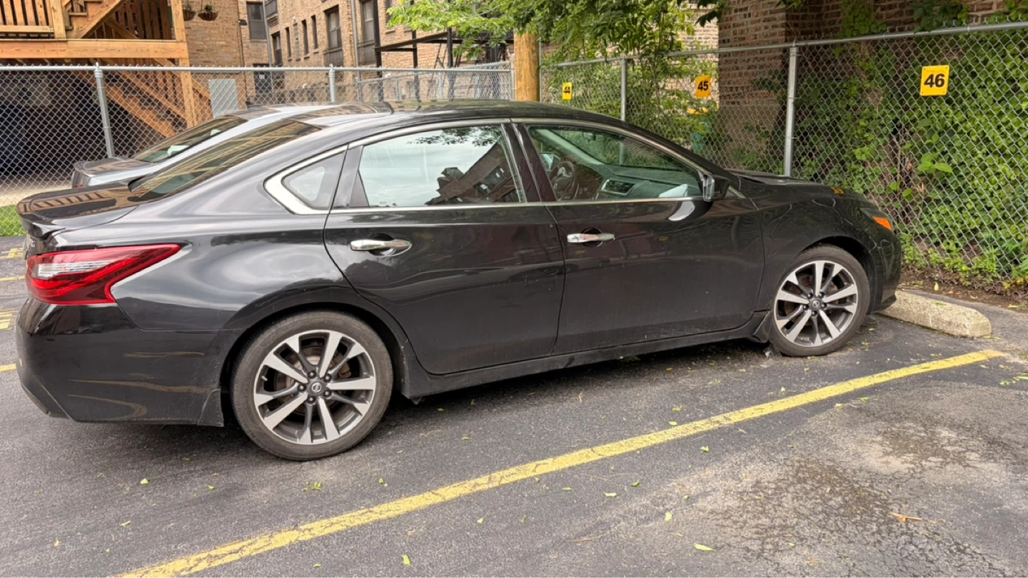 2017 Nissan Altima - photo 2