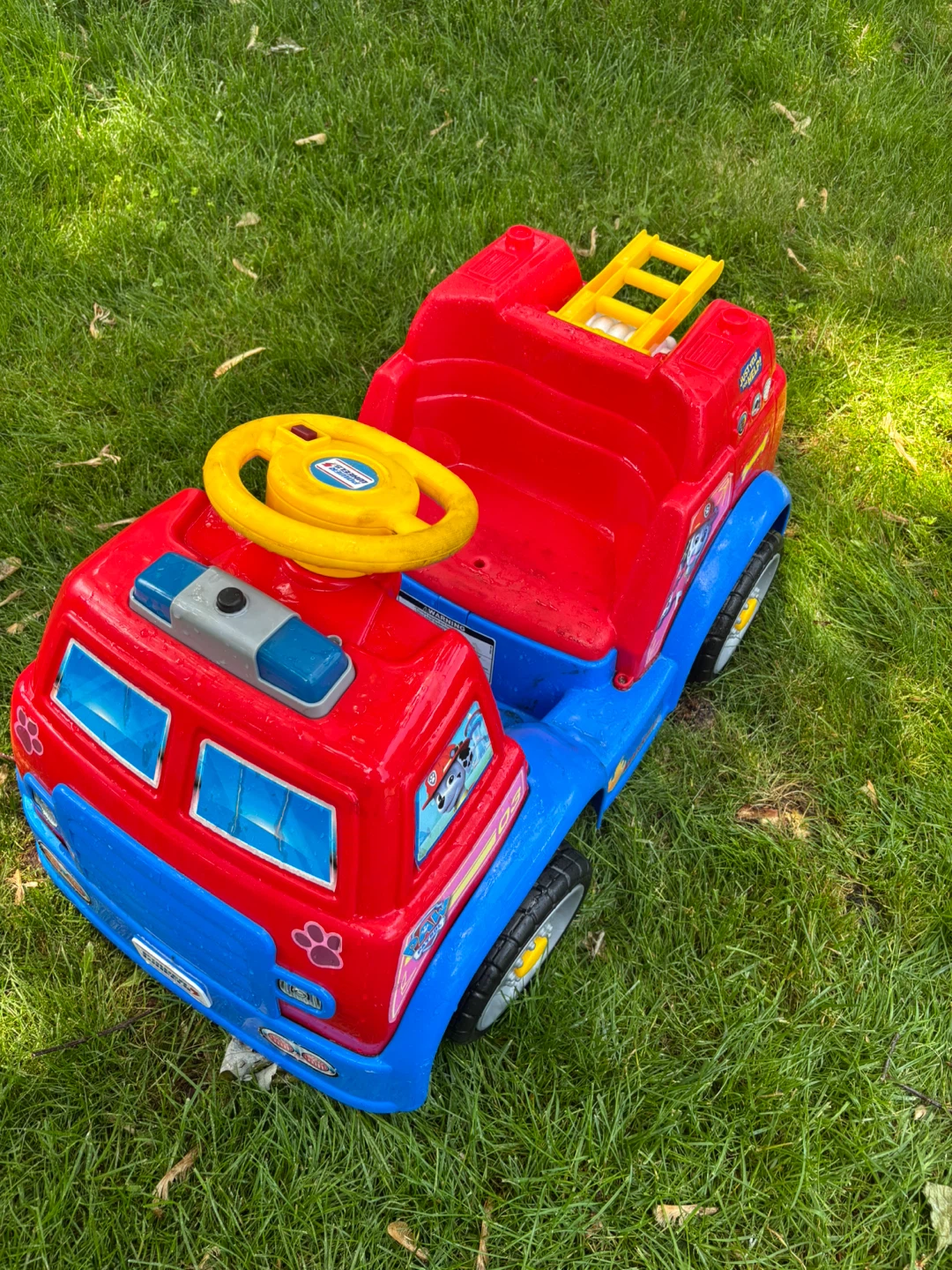 Fisher-Price Power Wheels Paw Patrol Ride-On - photo 2