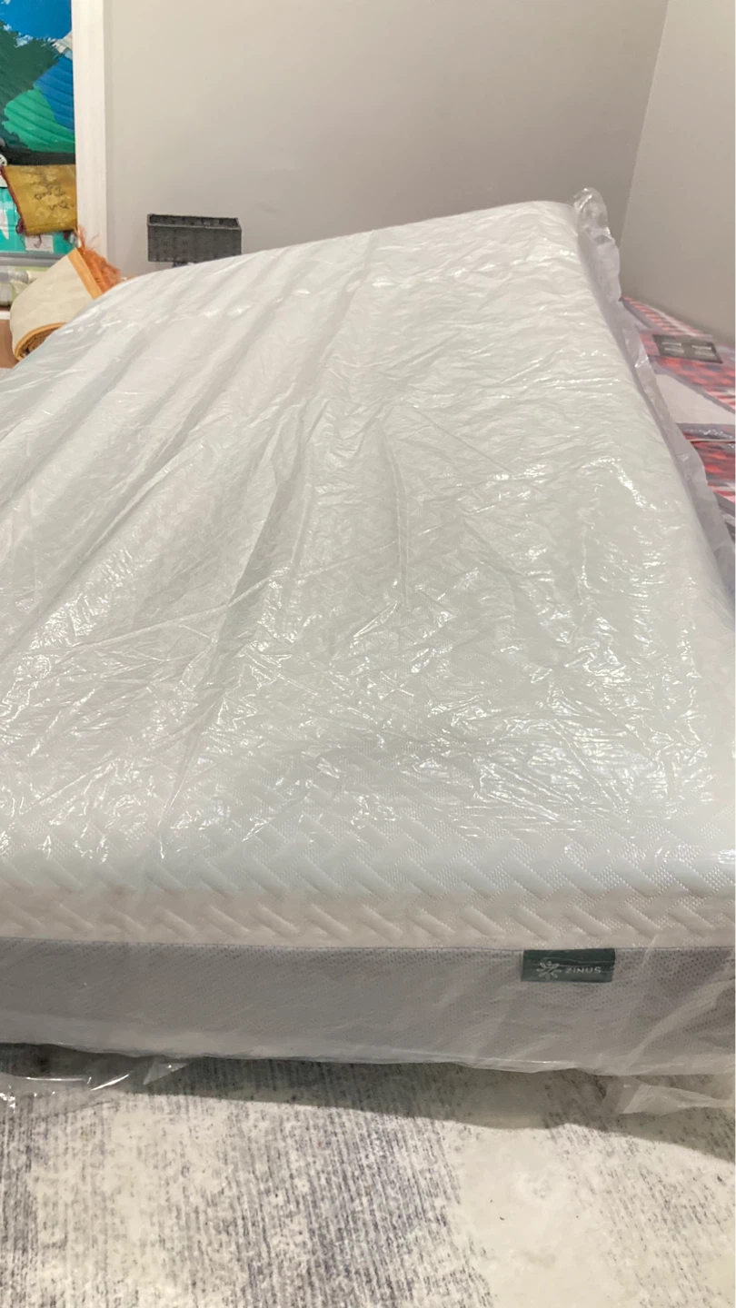 Zinus Mattress - photo 2