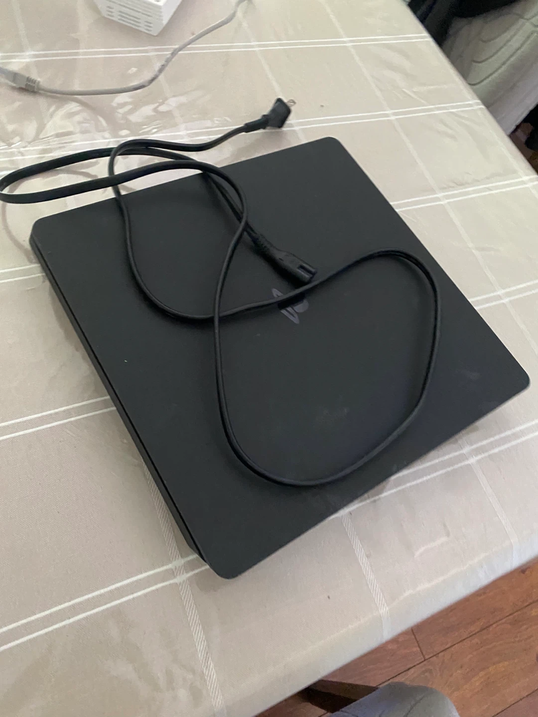 PS4 slim black with cable
