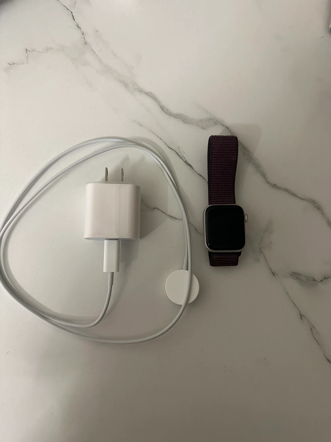 Apple Watch SE (2nd Gen) 40mm Starlight Aluminum GPS