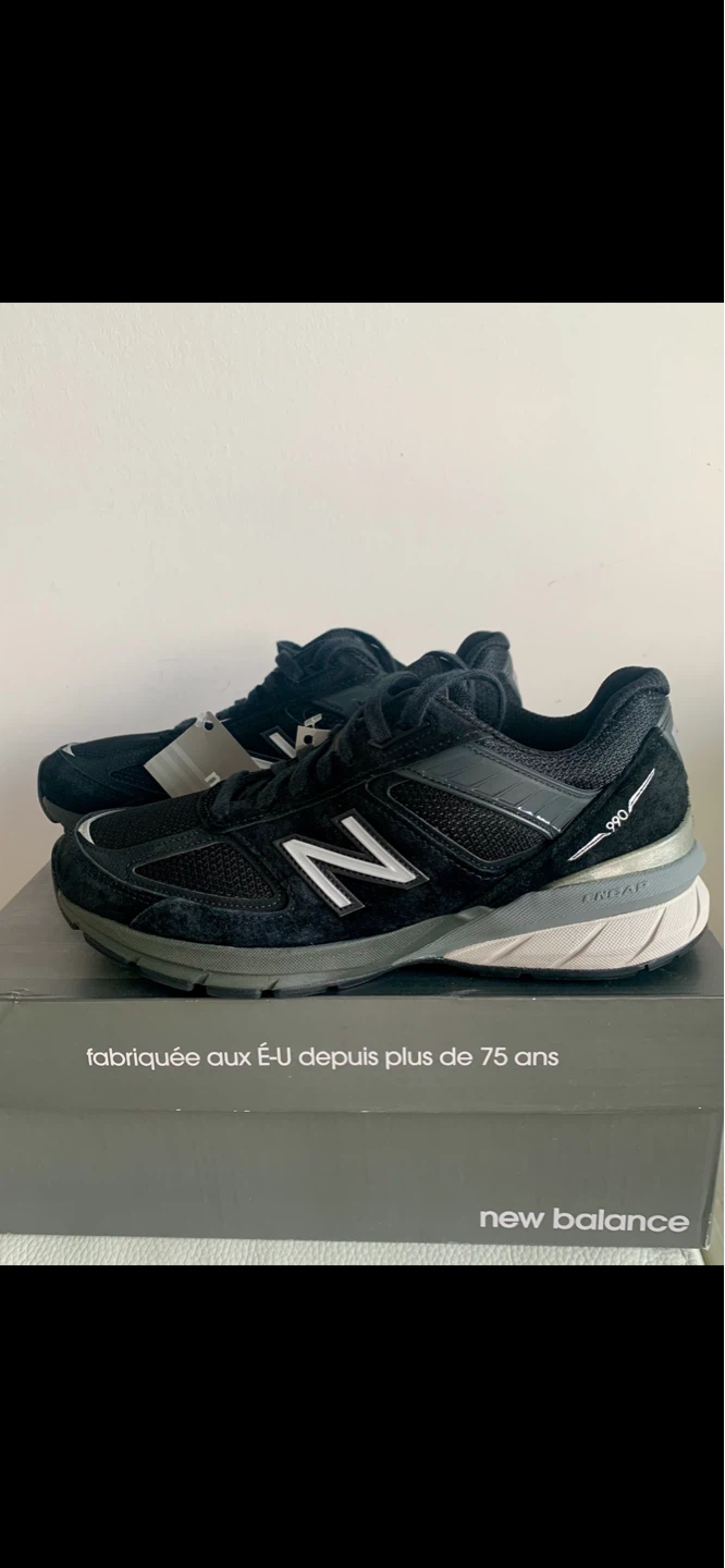 ⭐️ BNIB-NEW BALANCE 990v5 High End Runners/Sneakers - photo 3