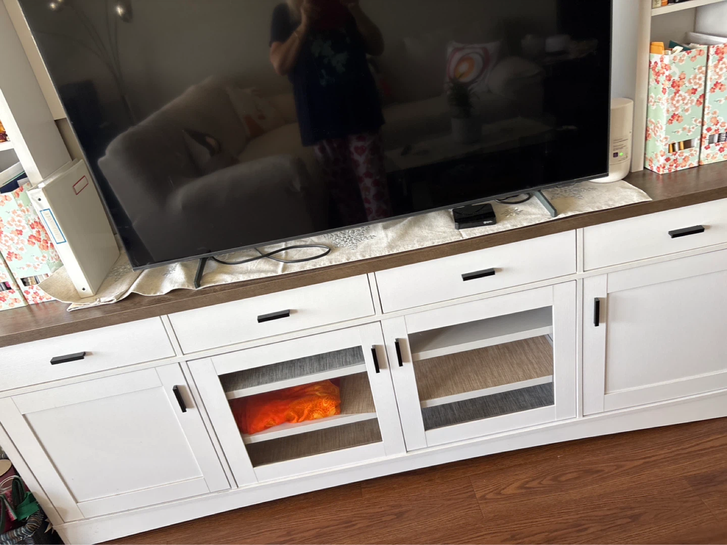 Entertainment unit - photo 5