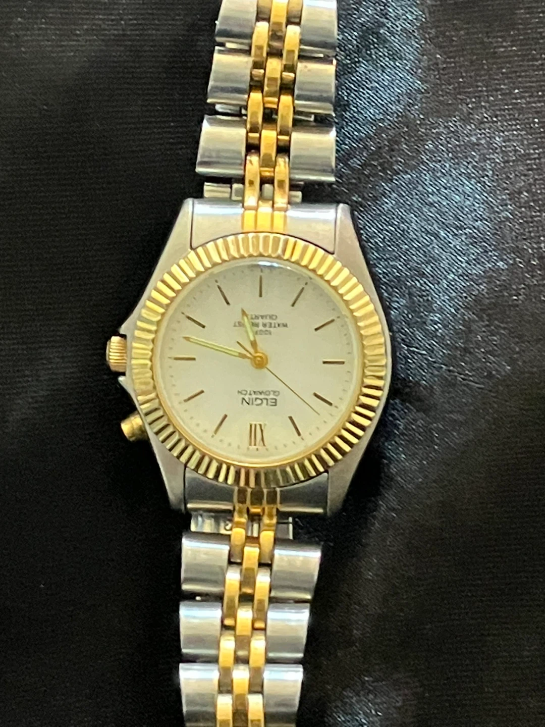 Elgin Glowatch Quartz Watch - photo 2