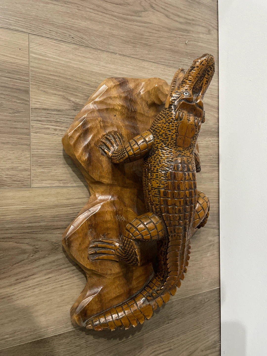 Wooden Carved Alligator Wall Decor