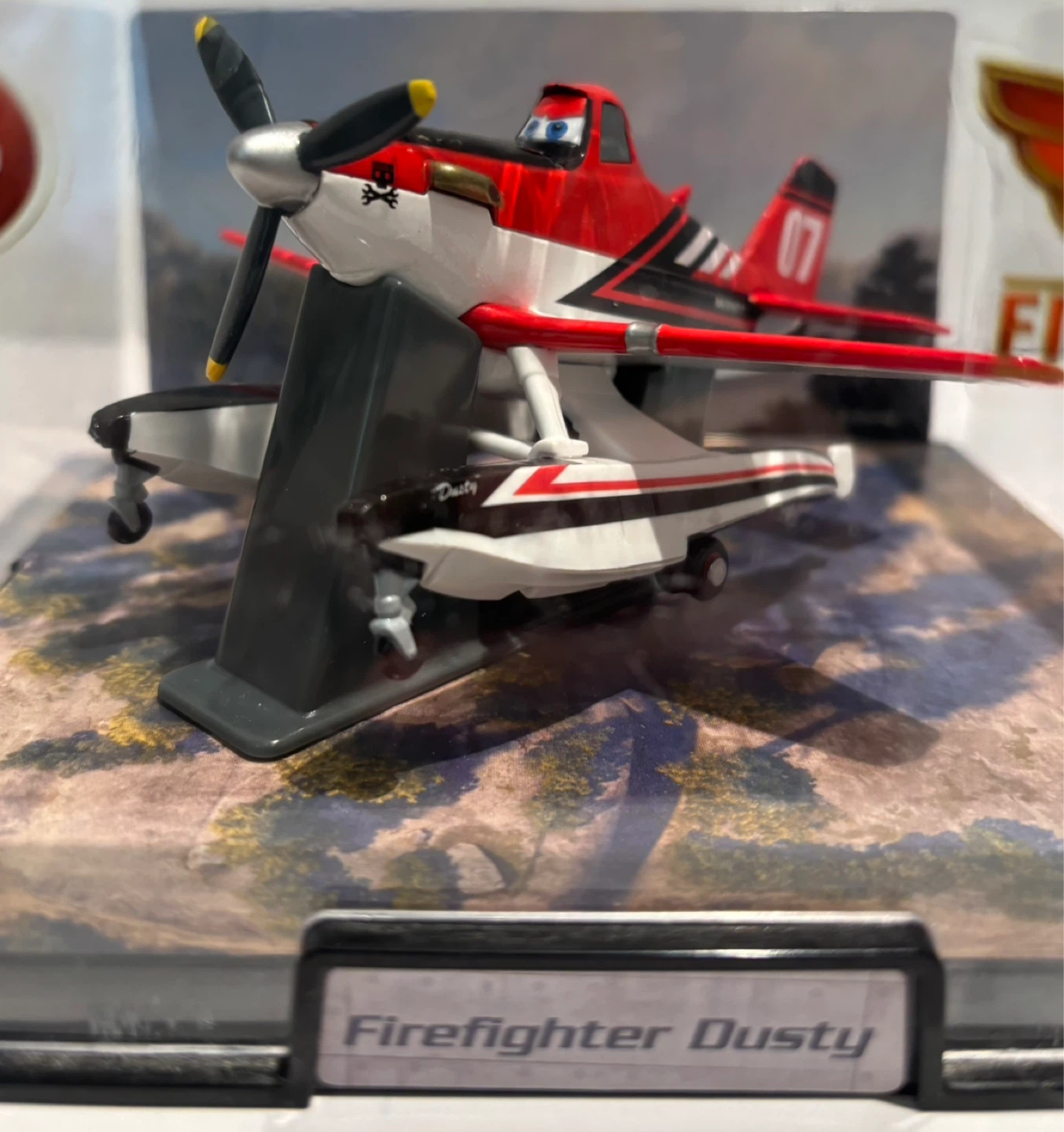 Disney Planes Fire & Rescue Firefighter Dusty Toy - photo 2