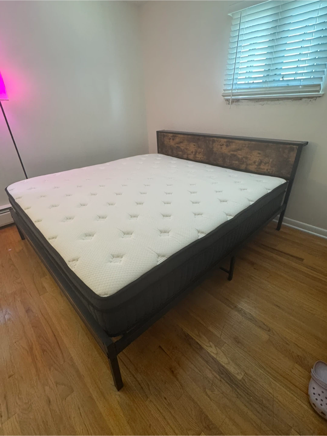 King size Mattress & bed frame