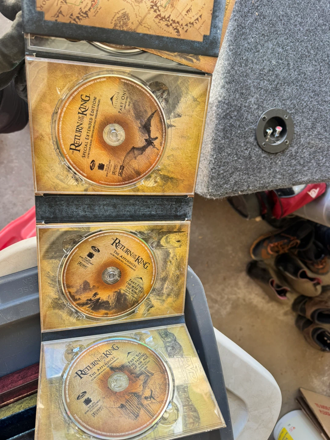 The Lord of the Rings: DVDs - photo 3