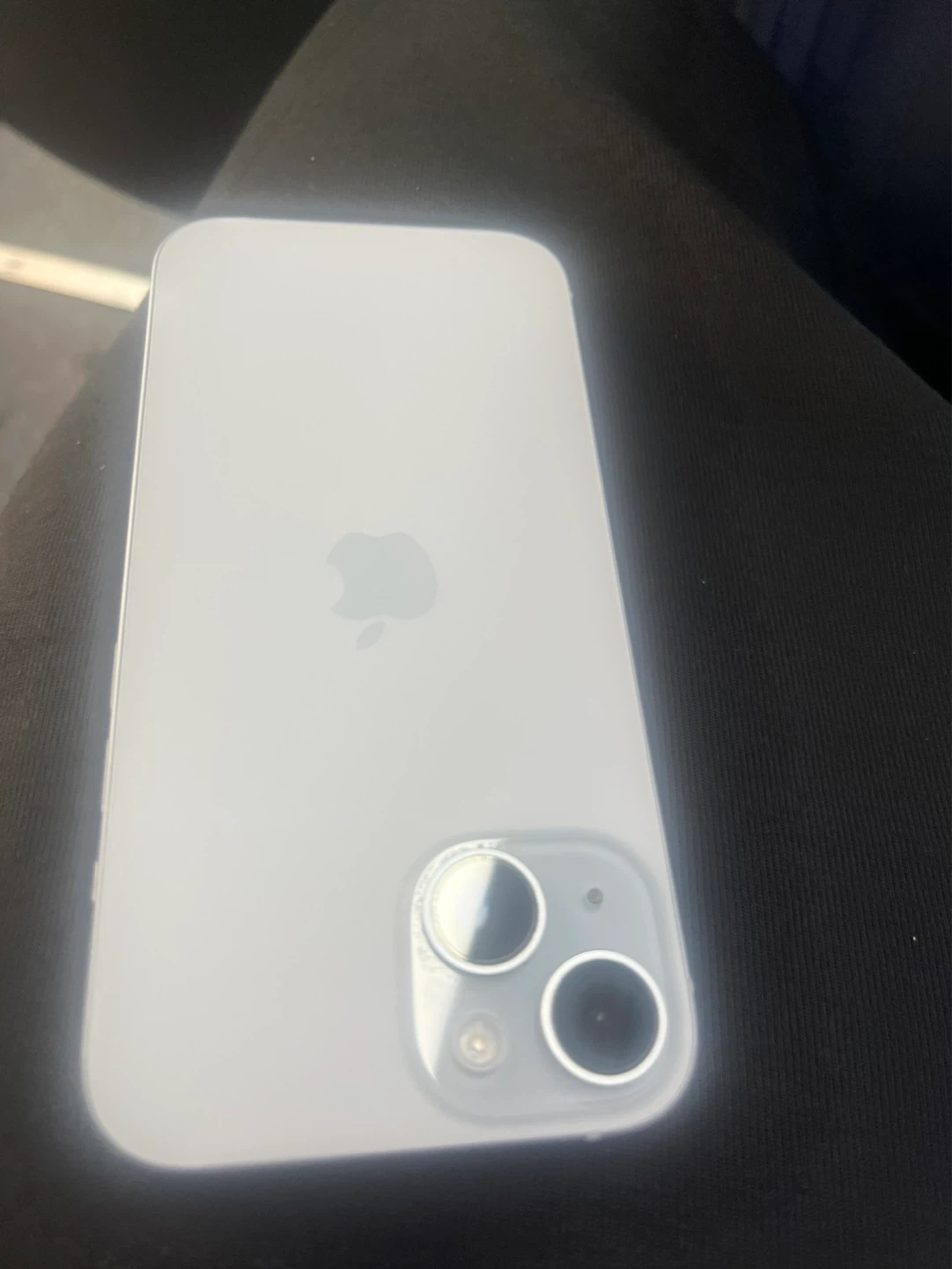 Apple iPhone 15 - photo 4
