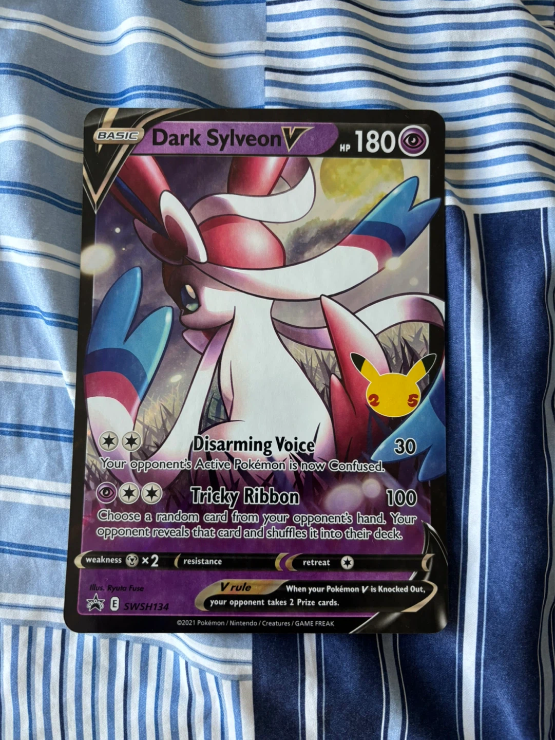 Dark Sylveon V Jumbl