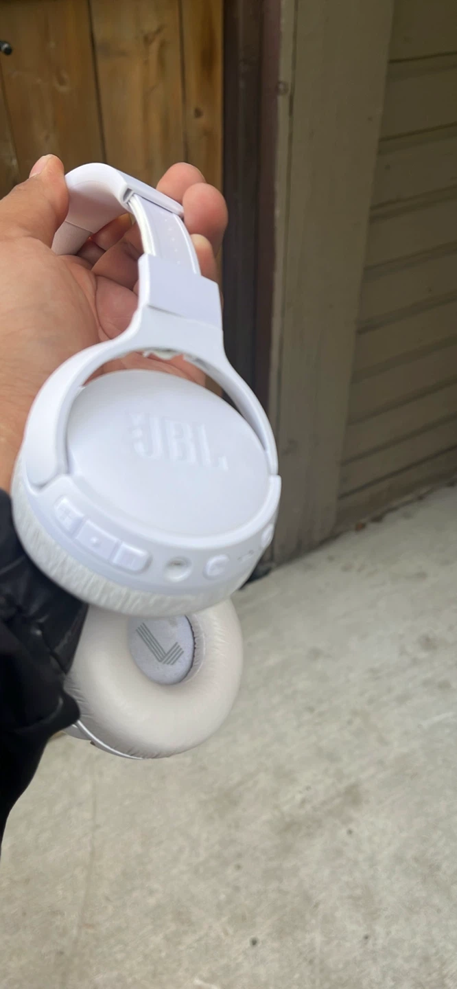 White JBL Headphones - photo 2
