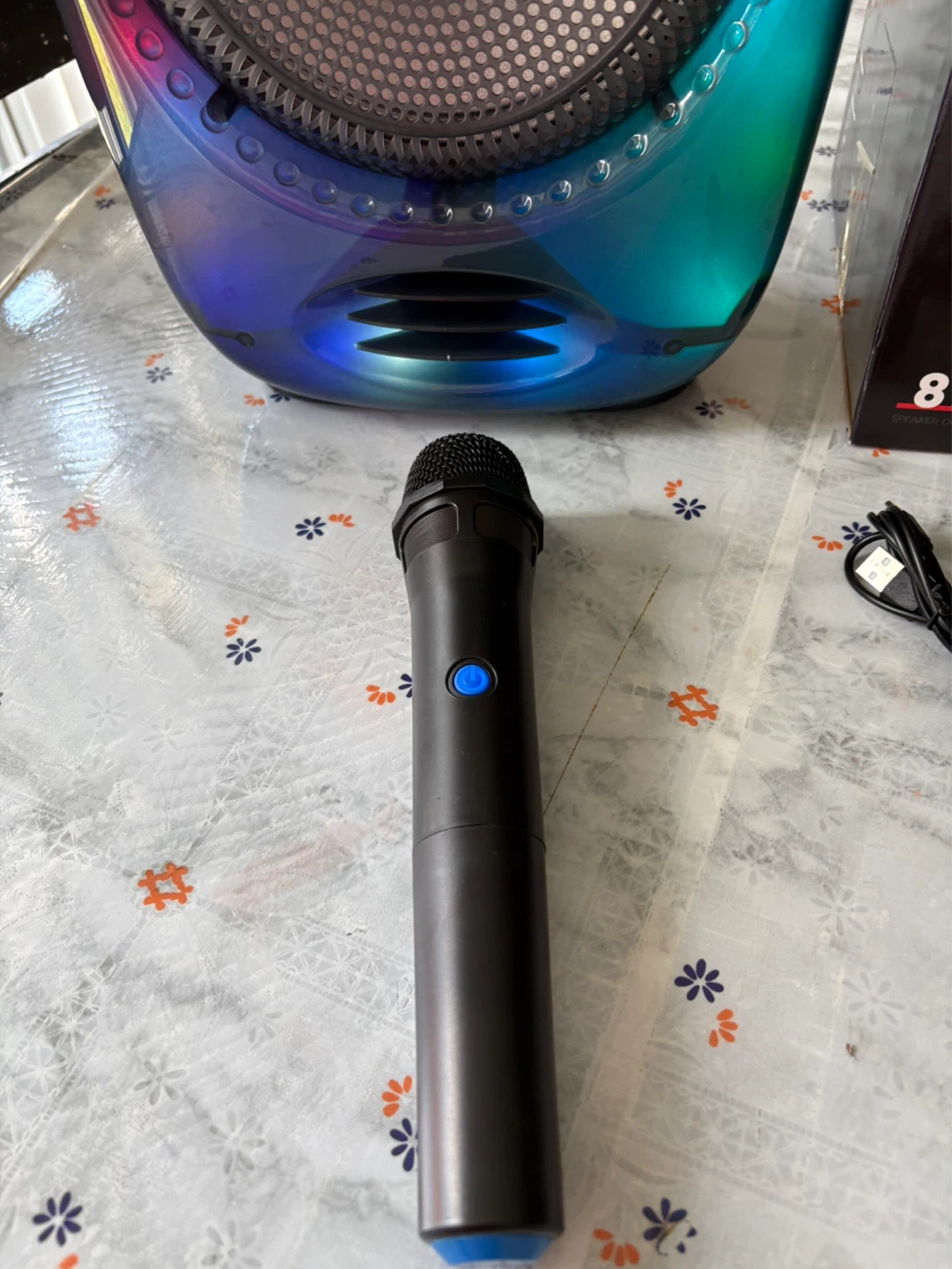 KBroad Karaoke Speaker with Wireless Microphone - photo 3