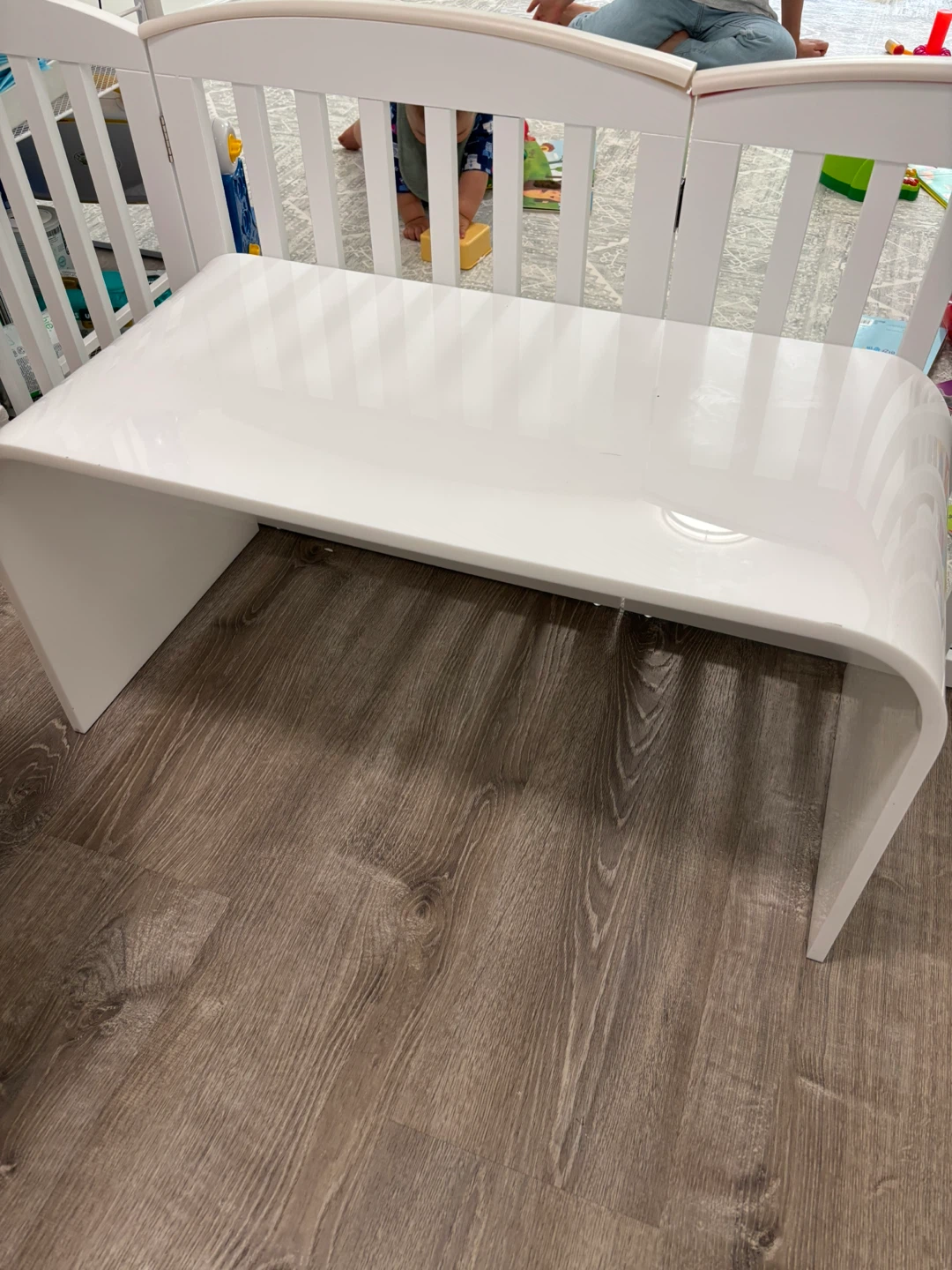 MESIAILUP 32 Inch Ceramic-Gloss White Waterfall Coffee Table - photo 2