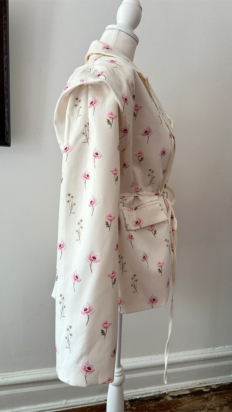 HF Fwomenz Floral Print oversized Blazer - Size M - photo 2
