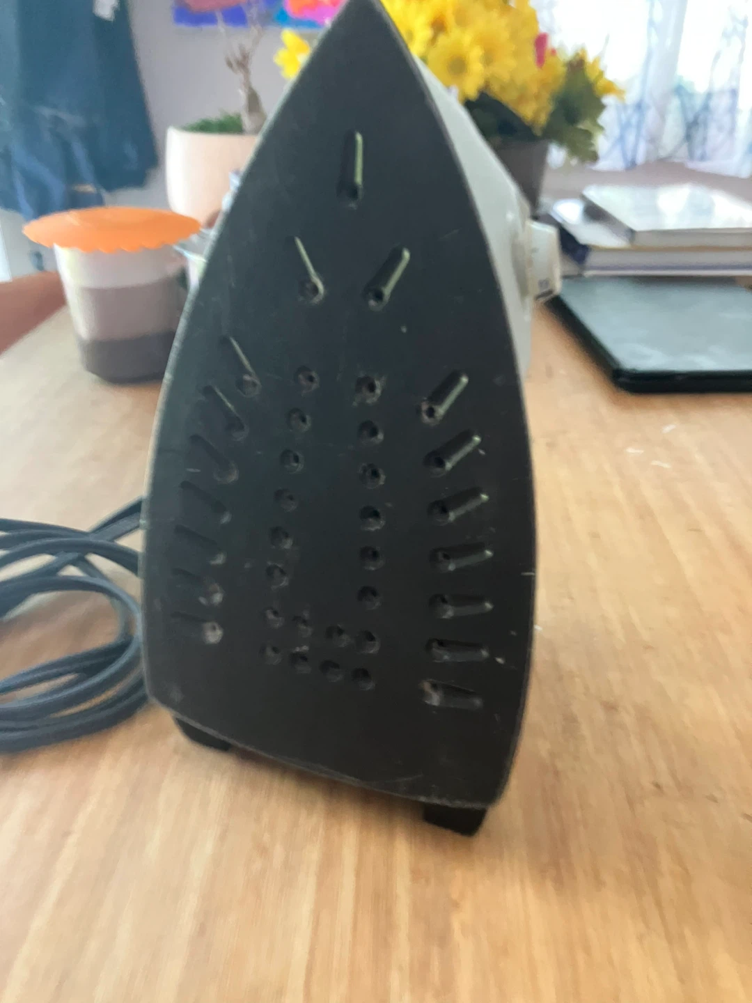 Proctor-Silex Steam Iron - photo 4