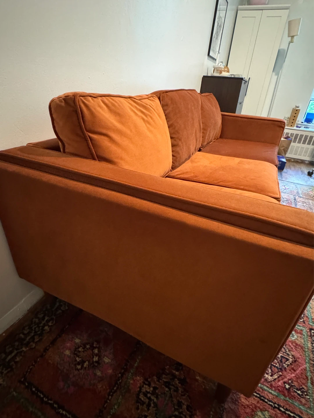 Velvet couch - photo 2