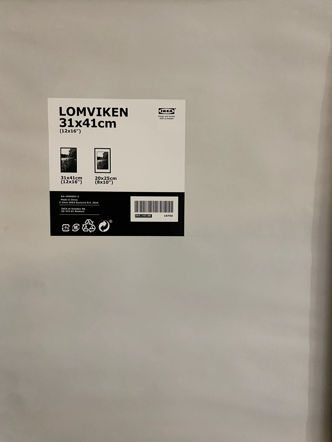 IKEA LOMVIKEN Picture Frames (31x41cm) - photo 3