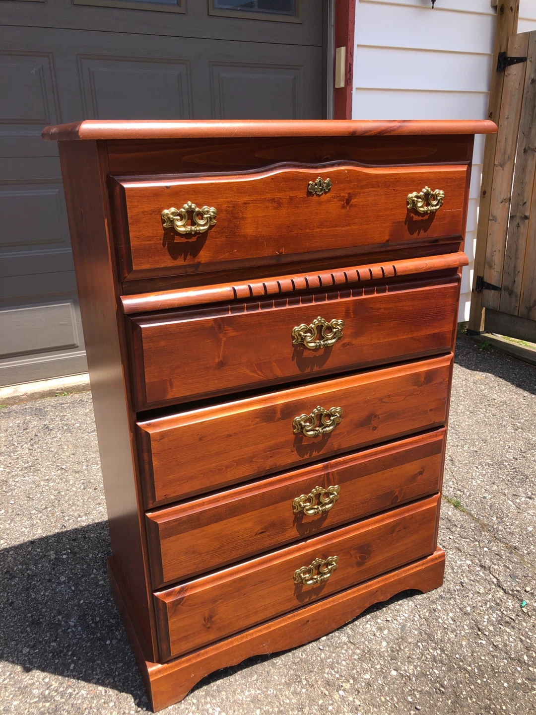 Dresser