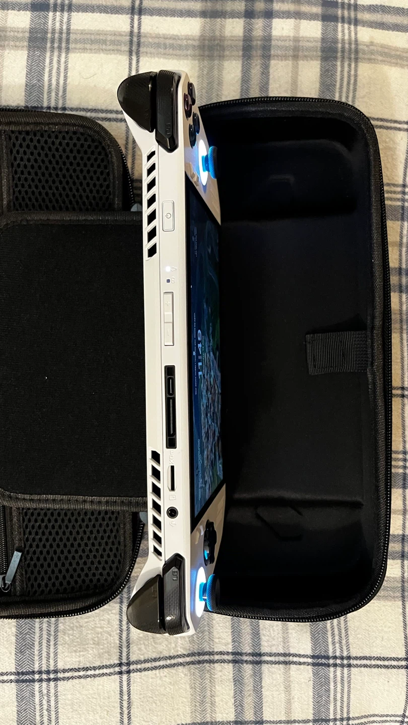 MUST GO Asus ROG ally Mint condition full set - photo 4