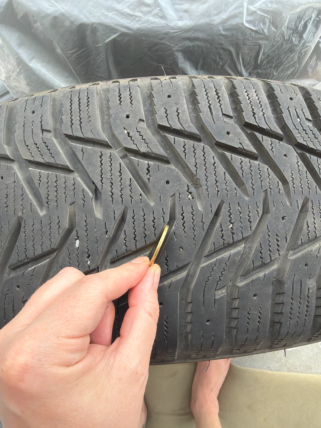 Wintrek Studdable Winter Tire 225/60R17