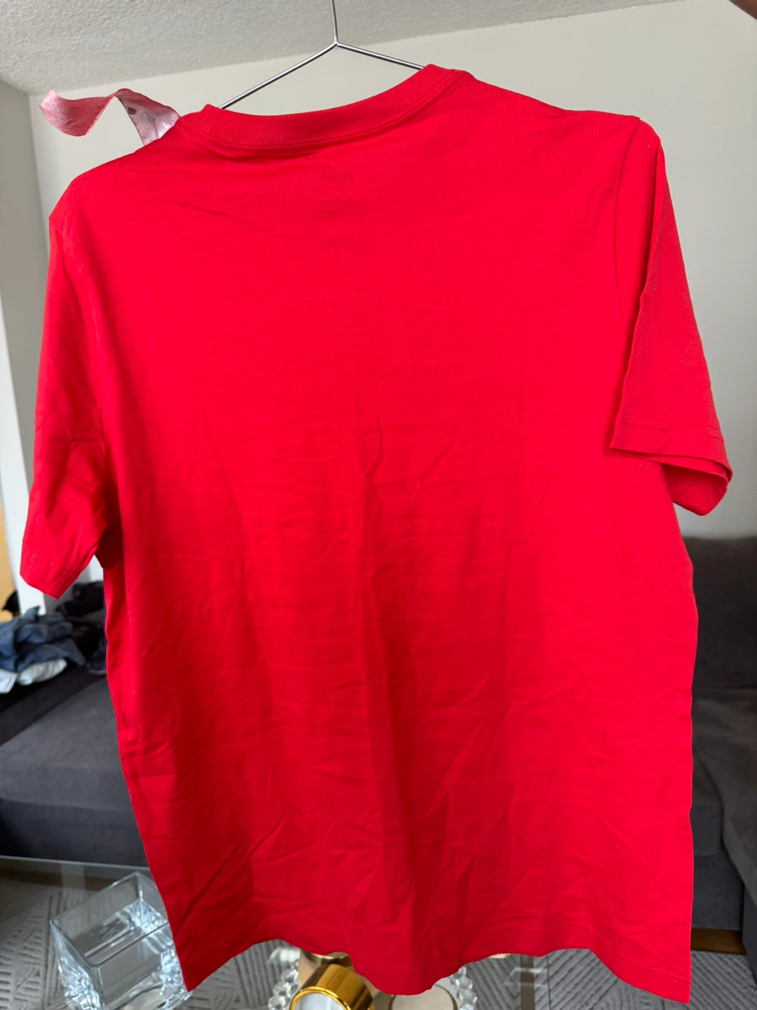 Red T-Shirt - photo 2