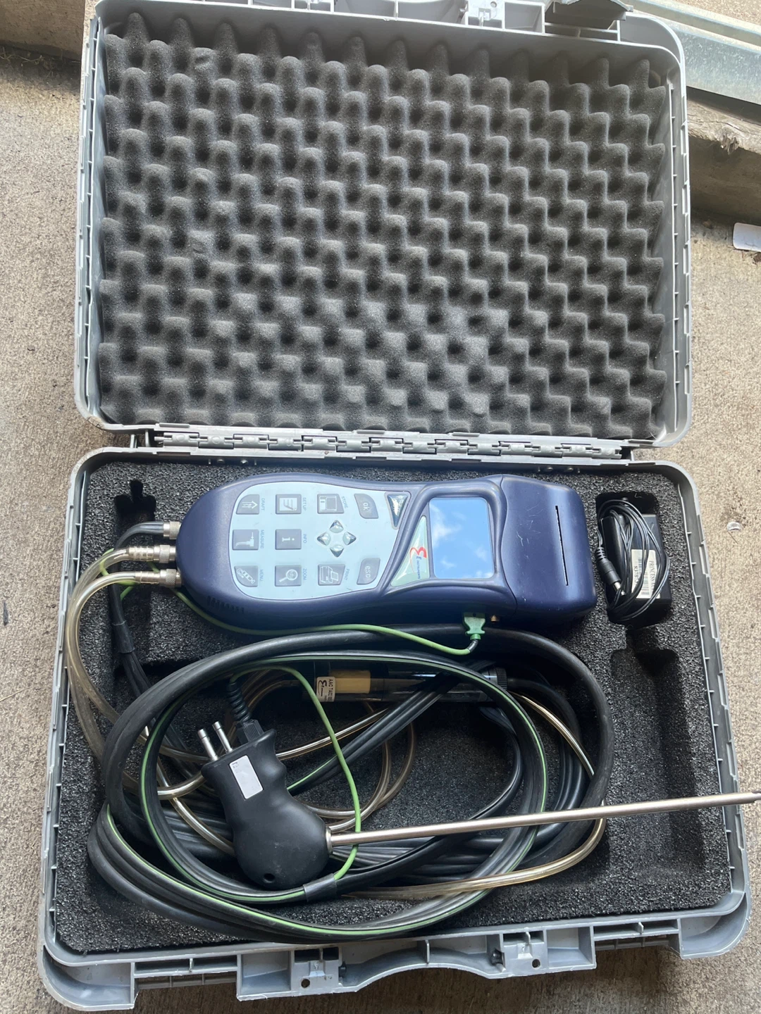 Flue Gas Analyzer E-1100