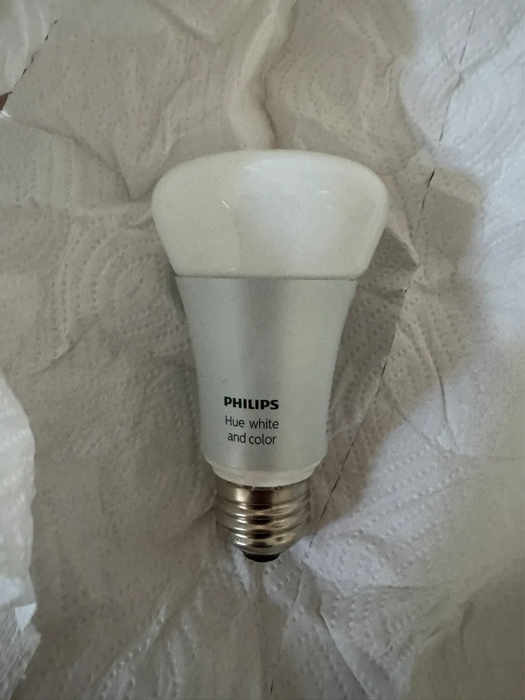 Philips Hue White and Color Smart Bulbs x 6
