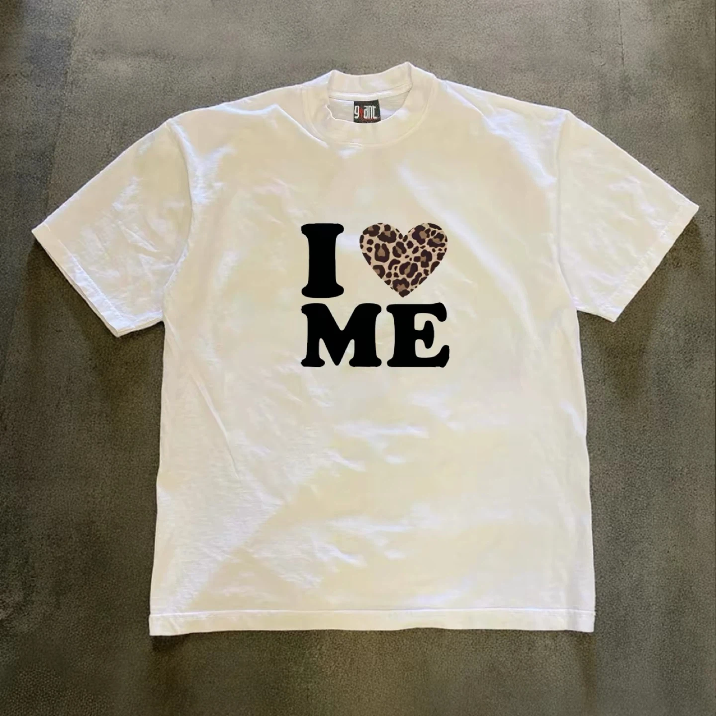 i ❤️ me tee